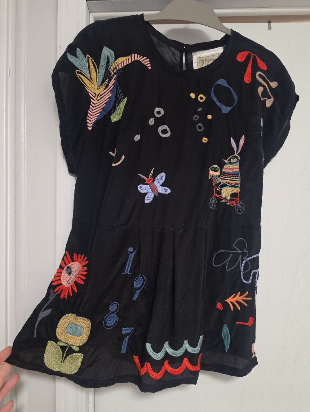 Johnny Was 100% Silk Blouse Sz M - Picture 2 of 14